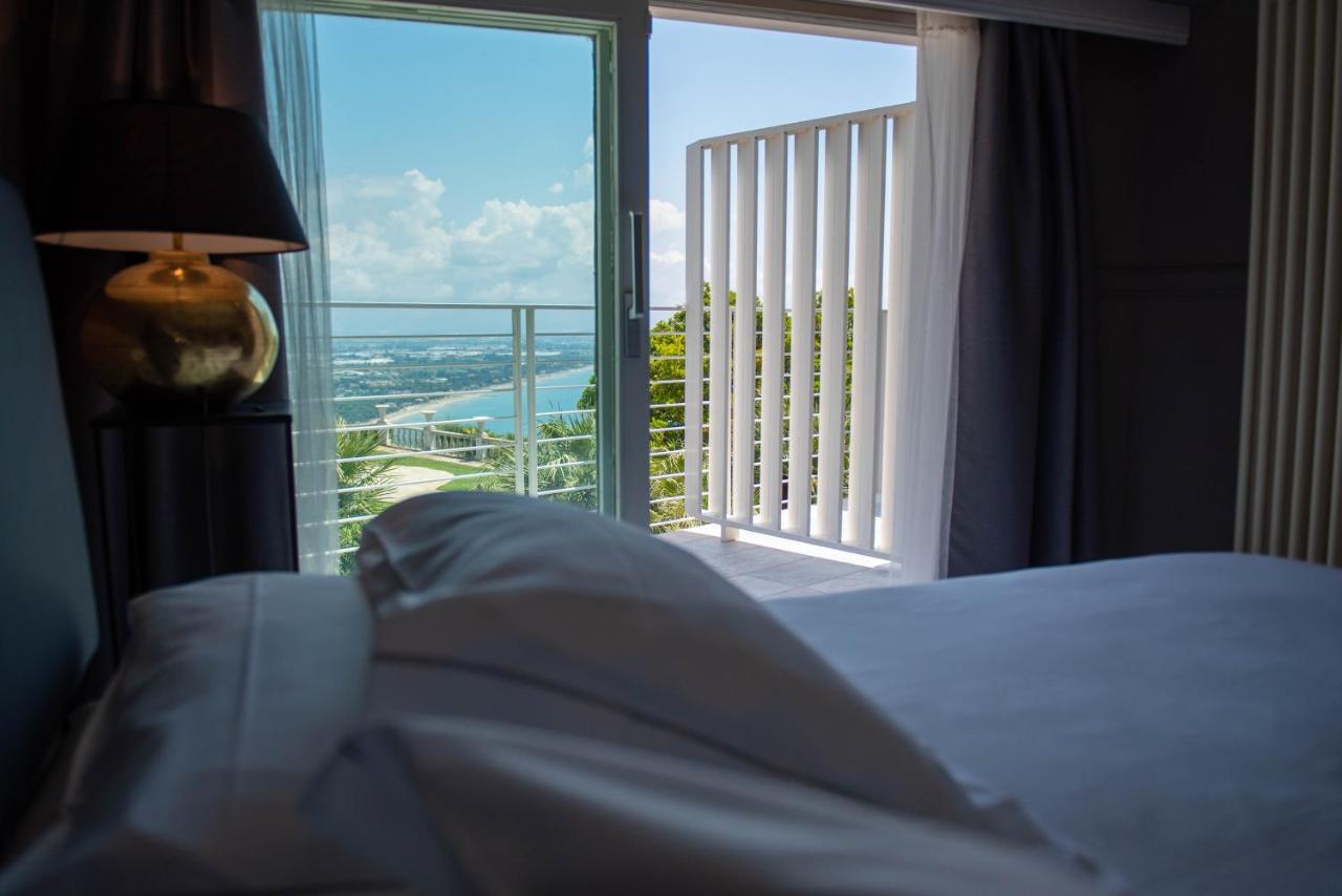 La Librata Boutique Hotel Terracina Kültér fotó