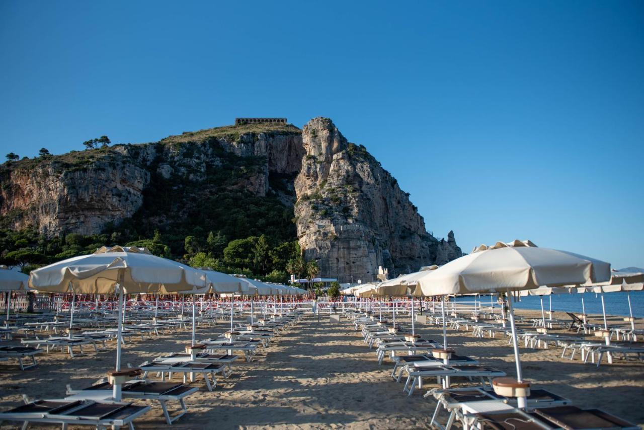 La Librata Boutique Hotel Terracina Kültér fotó